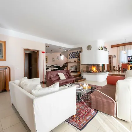 Villa Solcio Sleeps 7 Air Con Massino Visconti